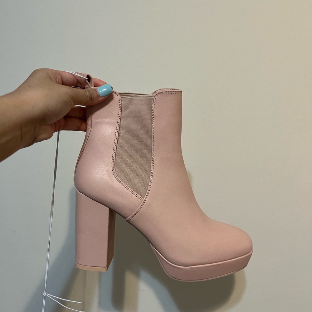 Altard state pink boots